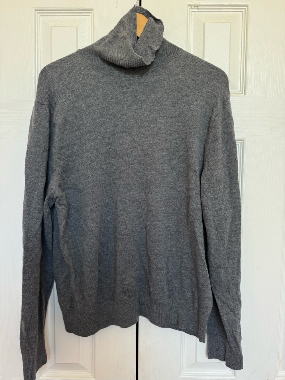 Banana Republic Italian Merino Extra Fine Wool Gray Turtleneck Sweater Mens XL